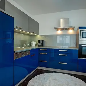 Carin Deluxe I , Viena Austria